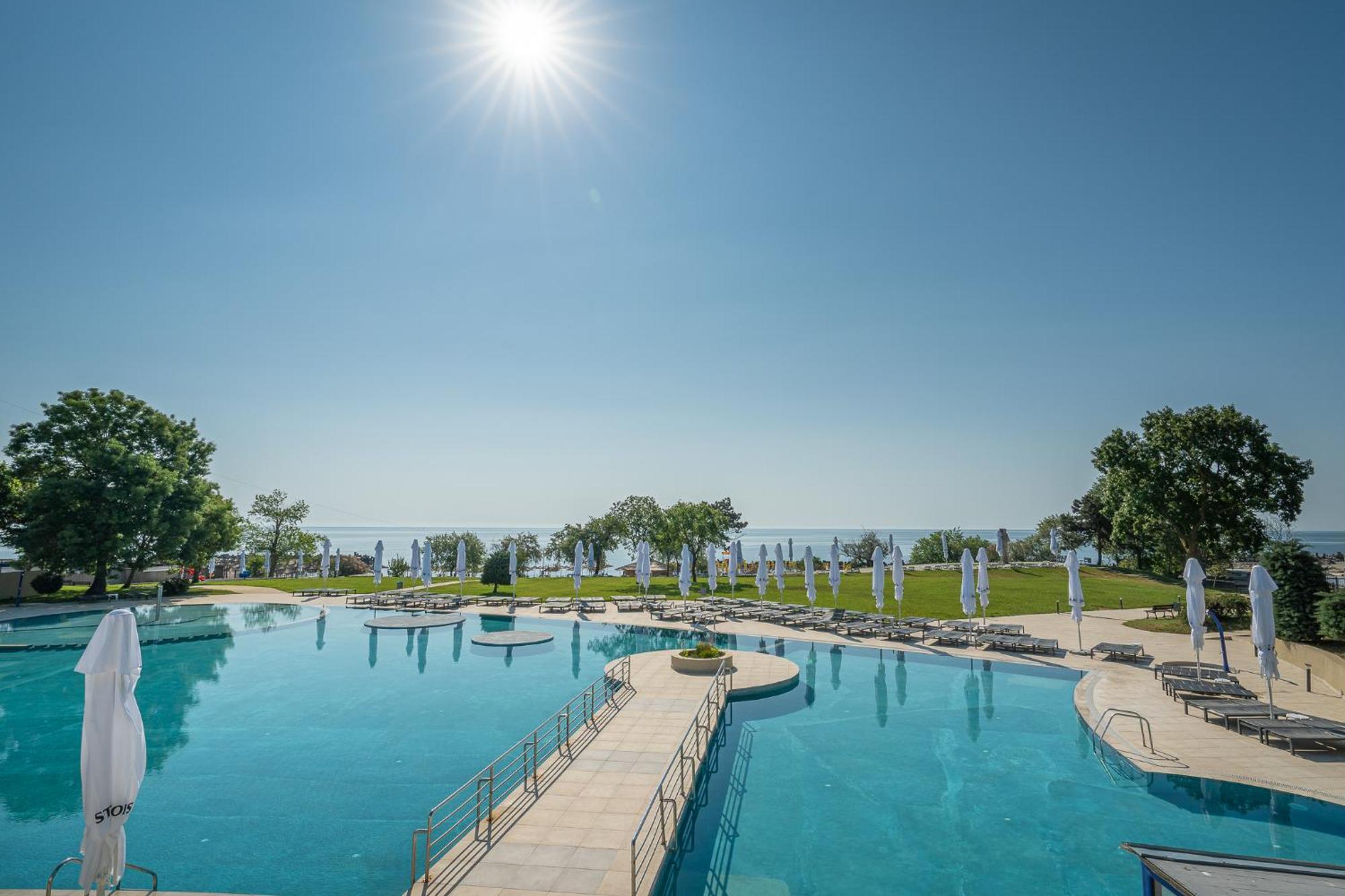 Safir Blue Resort Saturn Luaran gambar